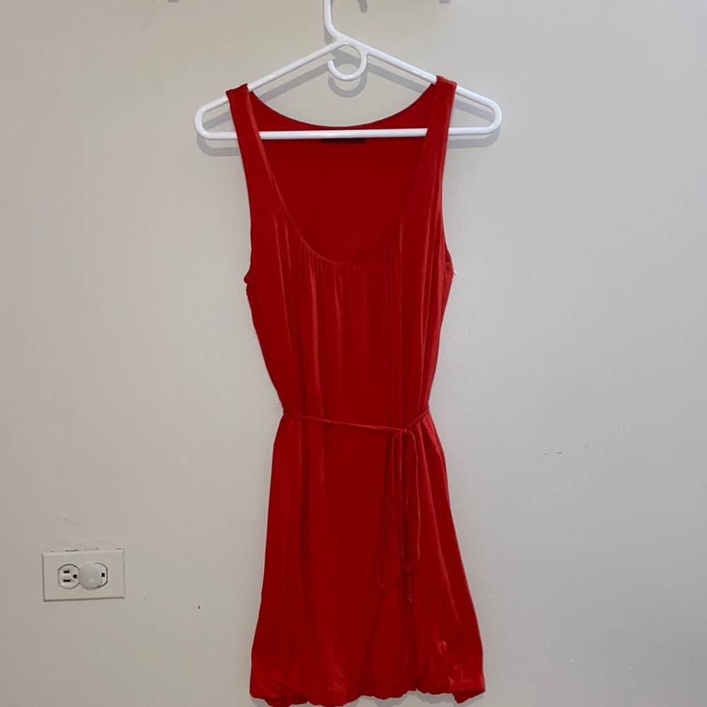 Cute, casual slouchy waist-tie midi dress
